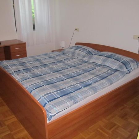 Willa Tourist Farm Ljubica Poljane nad Škofjo Loko Pokój zdjęcie