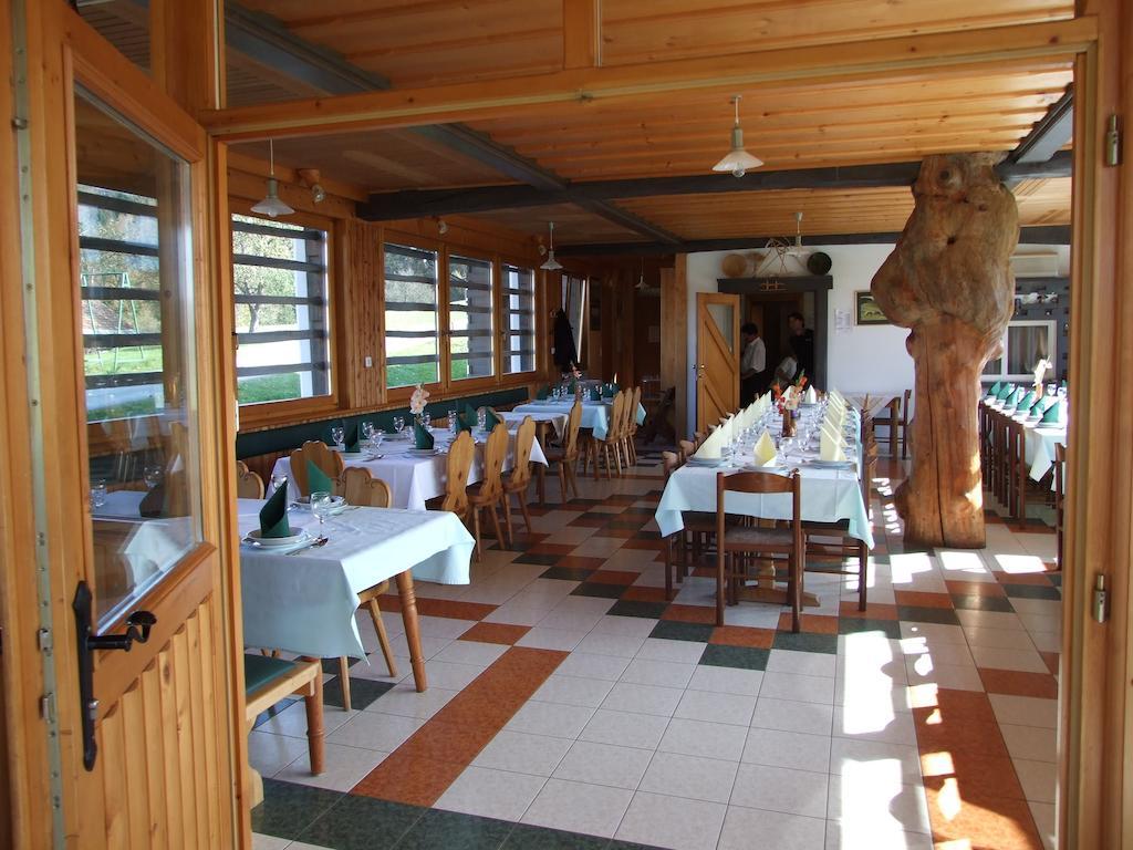 Willa Tourist Farm Ljubica Poljane nad Škofjo Loko Zewnętrze zdjęcie