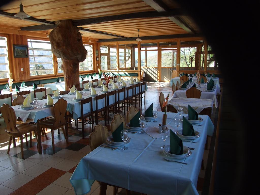 Willa Tourist Farm Ljubica Poljane nad Škofjo Loko Zewnętrze zdjęcie